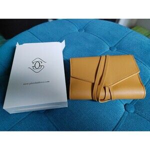 Katherine Tech Organizer by GlassLadderCo